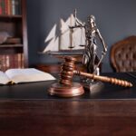 married-federal-judge-repeatedly-had-courthouse-sex-with-law-enforcement-officer,-complaint-alleges