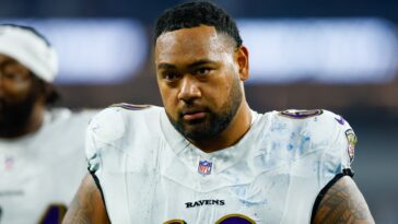 giants-sign-ex-raven-josh-tupou-to-boost-defensive-tackle-depth