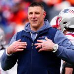 mike-vrabel,-one-month-after-starting-‘counseling,’-tells-reporters-he-loves-his-wife