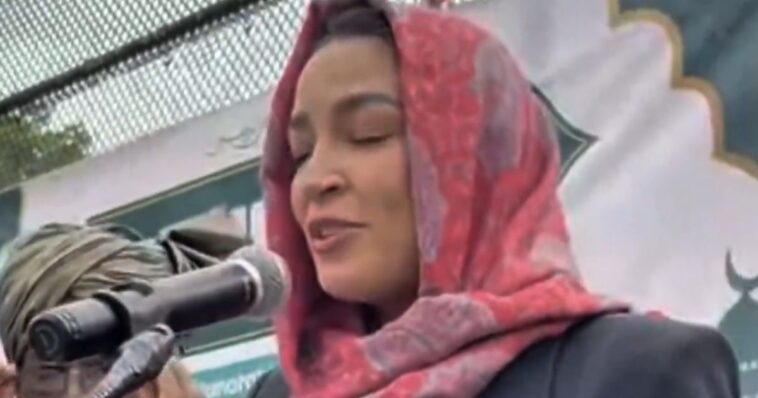 aoc-appears-in-hijab-at-eid-event-as-zohran-mamdani-wears-arsenal-soccer-shirt-(video)
