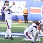 jets-bring-in-veteran-younghoe-koo-as-kicker-search-continues