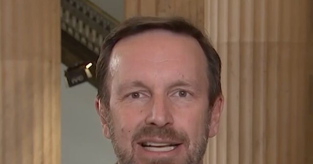 murphy:-trump-is-building-the-ballroom-because-he-doesn’t-think-he’s-going-anywhere