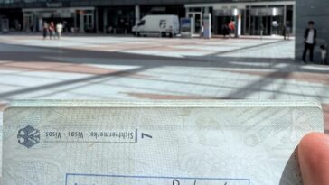 exclusive:-german-police-arrest-right-wing-activist-traveling-to-“remigration-summit”-at-airport-gate,-issue-exit-ban