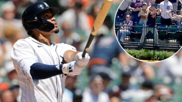tigers-outfielder’s-home-run-leaves-fan-covered-in-drink