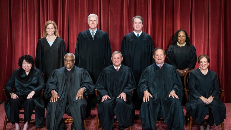 police-rush-to-scotus-justice’s-home-amid-rising-threats-against-conservatives-—-but-report-quickly-unravels