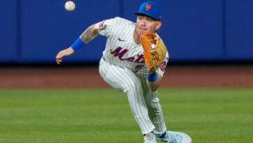 aj.-ewing’s-glove-quickly-becoming-difference-maker-for-mets