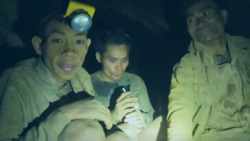 rescuers-work-to-drain-flooded-laos-cave-to-free-5-villagers-and-search-for-2-still-missing
