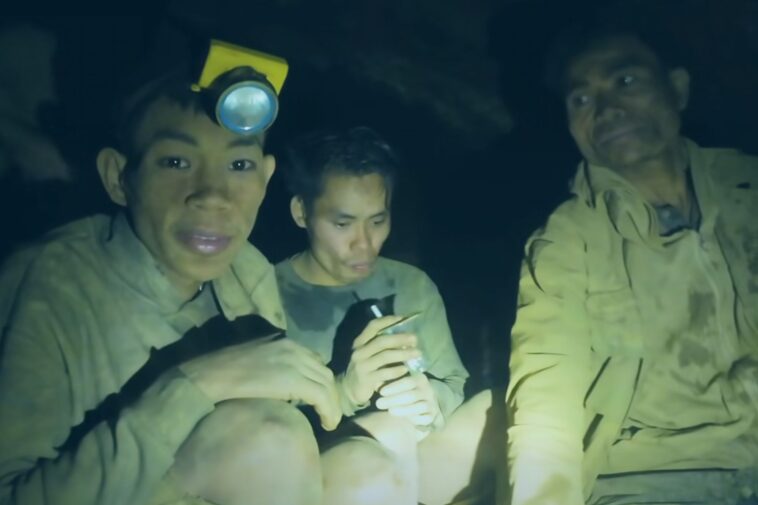 rescuers-work-to-drain-flooded-laos-cave-to-free-5-villagers-and-search-for-2-still-missing