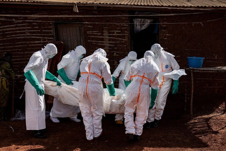 worries-spread-as-ebola-outbreak-hits-grim-milestone
