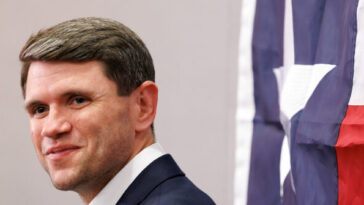 texas-democrat-senate-hopeful-james-talarico-refers-to-women-as-‘neighbors-with-a-uterus’
