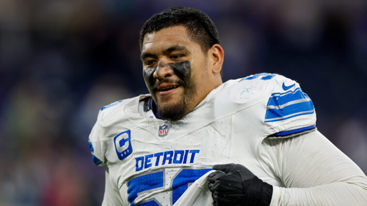 lions-hc-dan-campbell-on-all-pro-penei-sewell-changing-spots:-he-‘can-do-it-all’