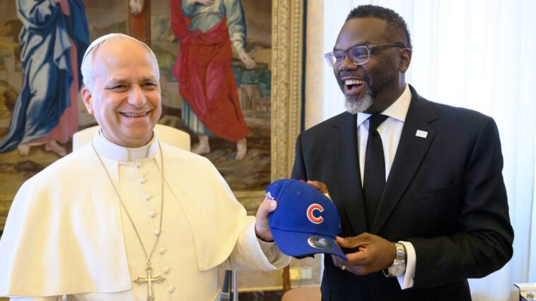 chicago-mayor-johnson-hopes-to-enlist-pope-in-reparations-fight-after-he-apologized-for-‘scourge-of-slavery’