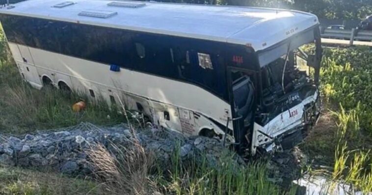 horror:-bus-driver-who-caused-deadly-crash-in-virginia-that-killed-five-people-is-from-china-and-doesn’t-speak-english