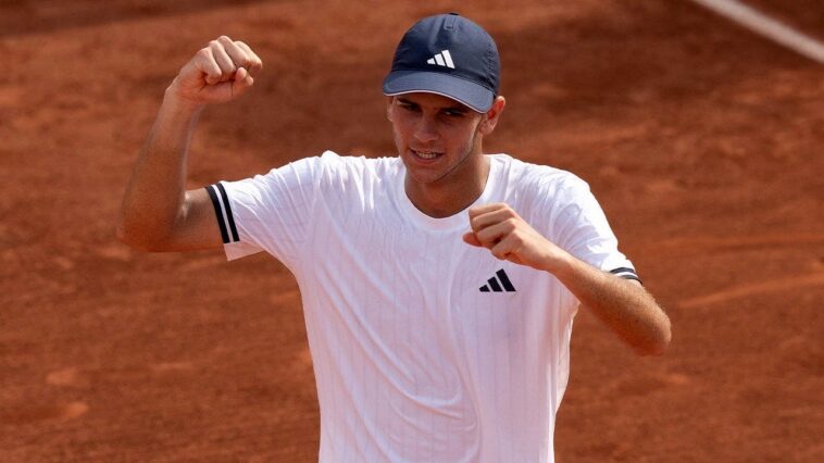 tennis-player-rafael-jodar-accused-of-pushing-french-open-ball-girl,-but-did-he-really?