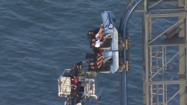 eight-riders-left-dangling-atop-100-foot-roller-coaster-for-over-three-hours-at-texas-amusement-park