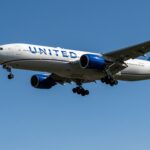 united-flight-from-chicago-makes-emergency-landing-after-passenger’s-‘multiple-attempts’-to-breach-cockpit