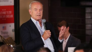 kelsey-grammer-reveals-his-nasty-nickname-for-karen-bass-as-he-backs-spencer-pratt-for-la-mayor