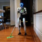 humanoid-robot-cleans-first-us-apartment