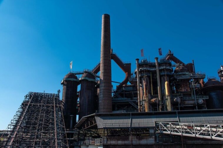 germany:-65,000-small-retail-stores-disappear-and-over-340,000-industrial-jobs-lost-since-2019-as-deindustrialization-policies-hit-europe’s-powerhouse
