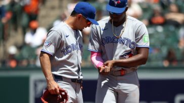 blue-jays’-jesus-sanchez-exits-game-after-being-hit-with-ball-thrown-by-fan-in-bizzare-scene