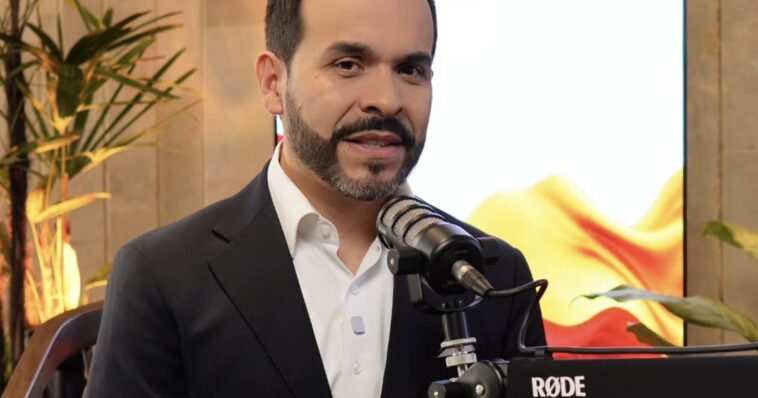 pro-trump-nationalist-tops-colombia-presidential-vote,-advances-to-runoff-against-leftist-candidate