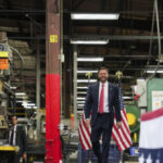 us.-manufacturing-gauge-rises-to-highest-level-in-four-years