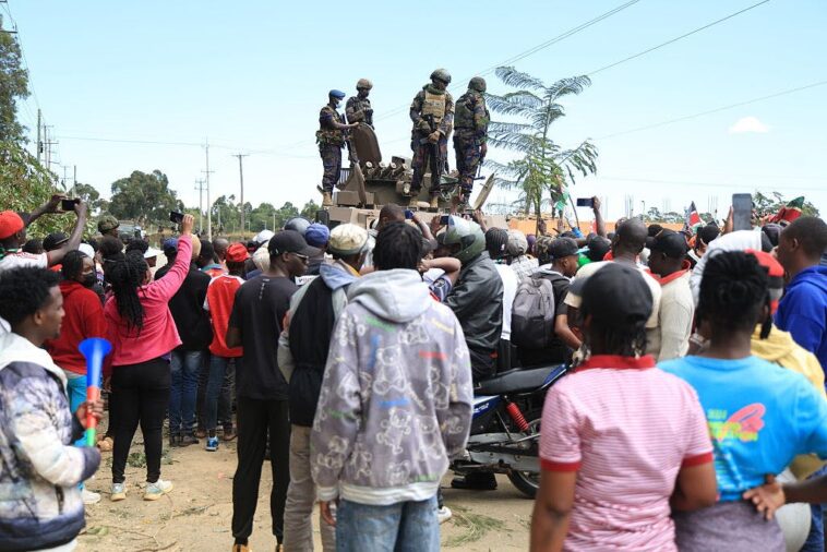 hundreds-of-africans-swarm-military-base-where-us.-wants-to-quarantine-ebola-patients