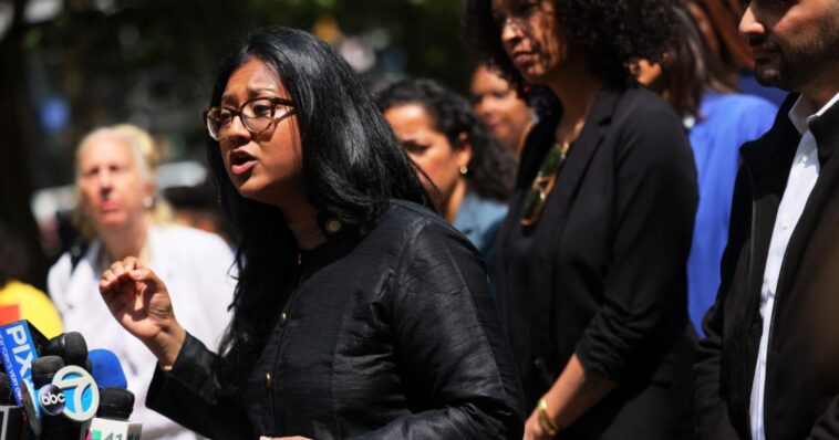 muslim-councilwoman-shocks-nyc,-publicly-calls-on-allah-to-send-women-to-hell-for-helping-jews
