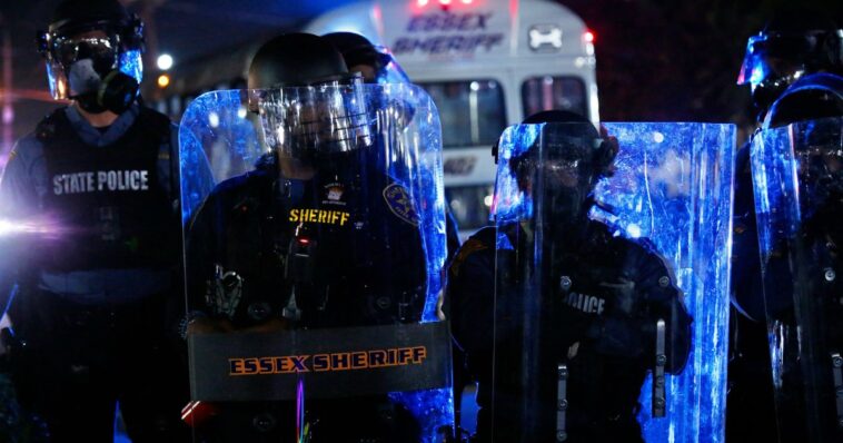 video:-panicking-anti-ice-‘medic’-is-almost-in-tears-begging-rioters-to-leave-as-nj-state-police-roll-in-the-big-guns