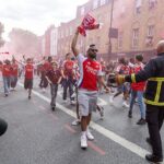 six-people-stabbed-in-london-during-arsenal’s-premier-league-title-parade-as-24-arrested
