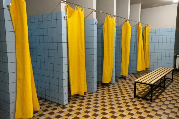 trump-admin-steps-in-after-female-students-raise-alarm-over-school’s-trans-policy