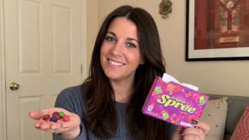 popular-new-service-removes-all-the-orange-candies-before-you-get-the-box