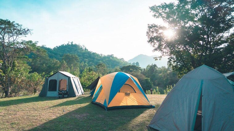 group-of-teenage-campers-stalked-by-a-group-of-sasquatches-in-idaho-over-memorial-day-weekend