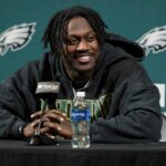 aj.-brown-headed-to-new-england-to-reunite-with-mike-vrabel-after-a-season-of-eagles-unhappiness