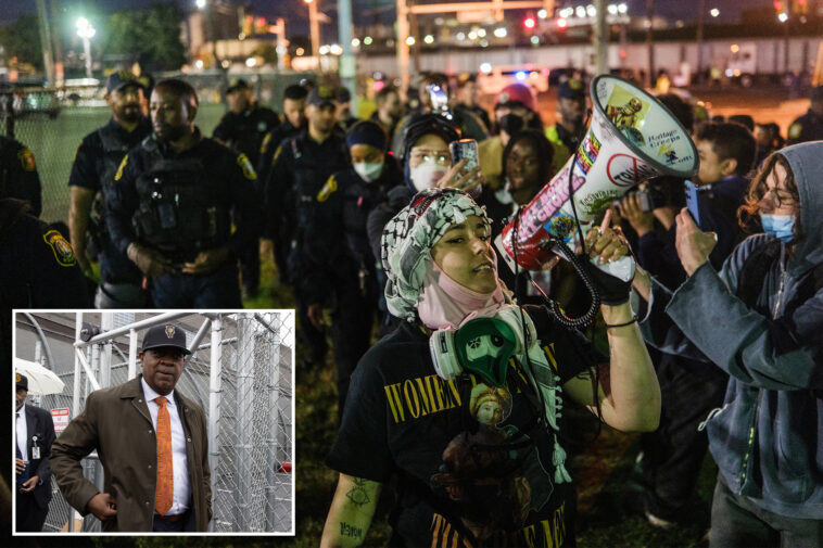 newark-mayor-to-file-lawsuit-calling-for-shutdown-of-delaney-hall-immigration-center-after-10-days-of-clashes:-report