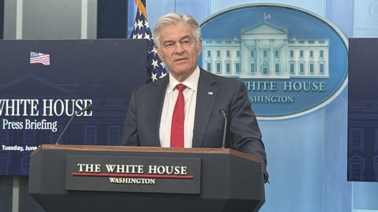 watch-live:-cms-administrator-dr.-oz-delivers-white-house-press-briefing-–-1-pm-et