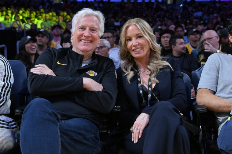 lakers-hire-yao-williams-ii-as-new-vp-and-head-of-global-partnerships