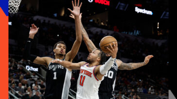 ticket-prices-are-dropping-for-knicks-spurs-nba-finals-game-1-in-san-antonio