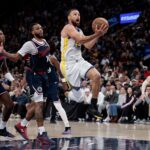 stephen-curry’s-li-ning-deal-worth-$400-million-—-and-he-turned-down-a-bigger-offer
