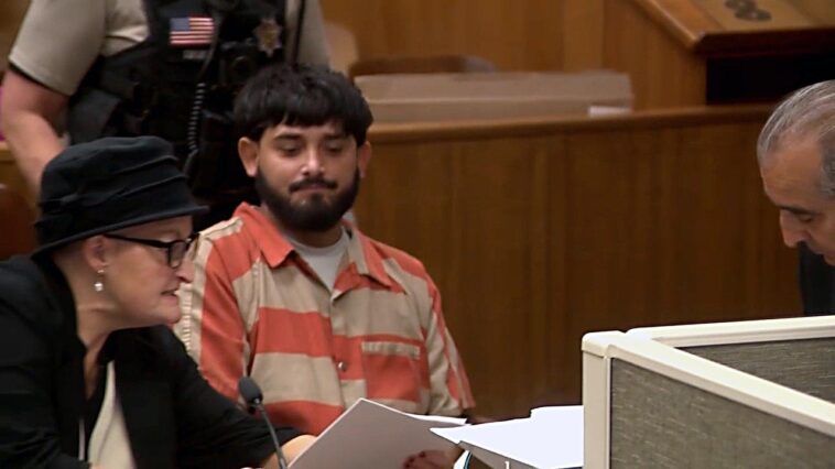 illegal-immigrant-flashes-courtroom-grin-after-allegedly-killing-baby,-mother-and-grandmother
