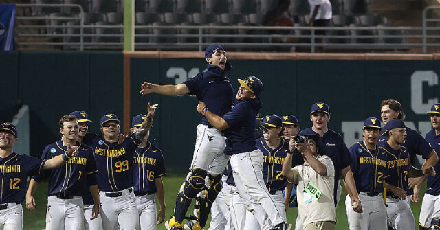 watch:-west-virginia’s-singing-of-‘country-roads’-goes-viral-after-clinching-playoff-spot