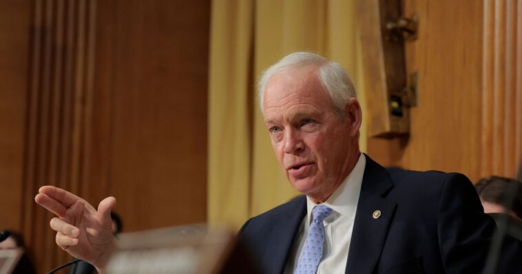 cbs-is-‘first-major-network’-to-tackle-suppression-of-covid-vax-injuries-by-biden-fda
