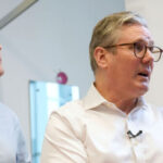prime-minister-starmer’s-phone-messages-self-destruct,-leaving-gaps-in-mandelson-documents-dump