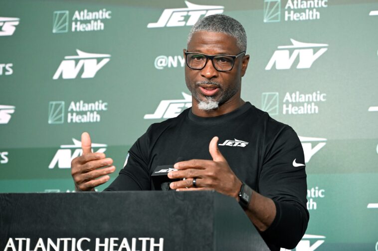 aaron-glenn-has-simple-message-to-jets-over-lack-of-primetime-games