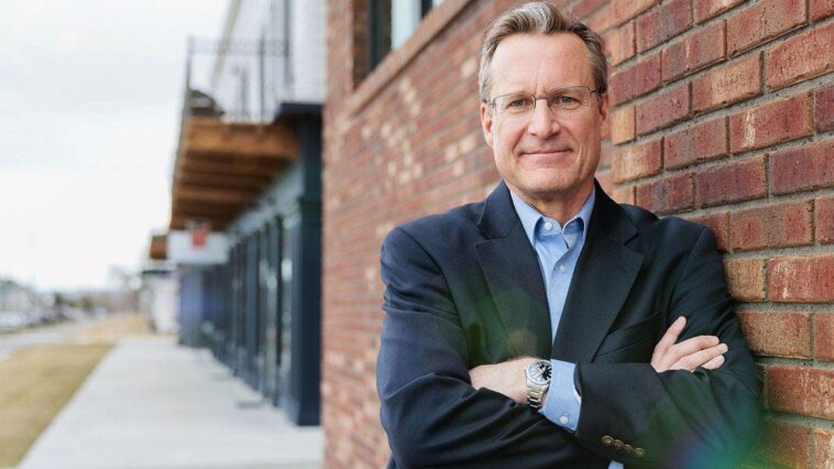 montana-senate-showdown-emerges-as-trump-backed-republican-faces-independent-challenge