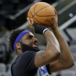 mitchell-robinson-practices,-listed-as-questionable-for-game-1-of-nba-finals