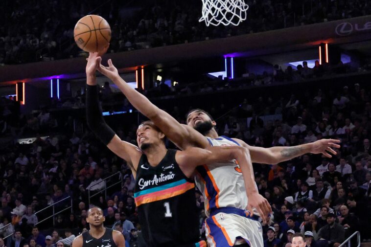 2026-nba-finals-matchups:-who-has-edge-between-the-knicks-and-spurs