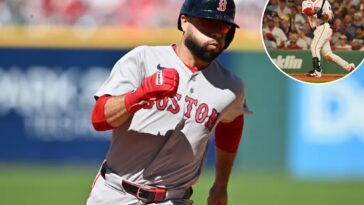 red-sox-veteran-blames-fenway-park-struggles-on-‘seeing-a-lot-of-people-we-don’t-know’