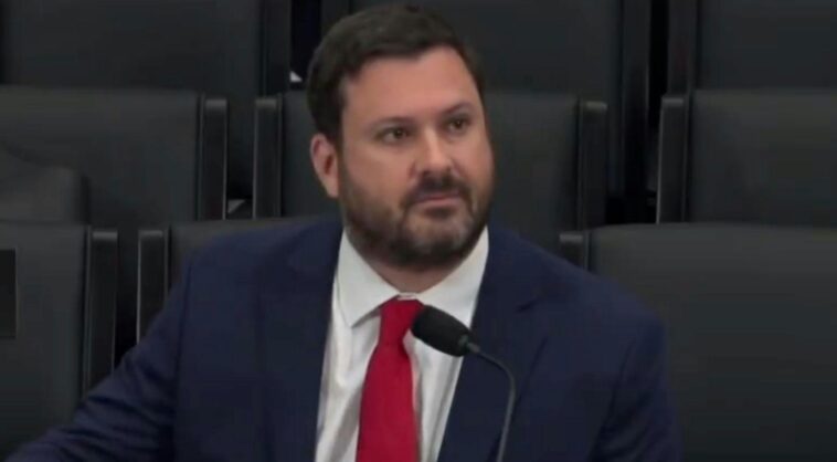 watch:-dem-shouts-over-daily-wire’s-luke-rosiak,-calls-his-medicaid-fraud-findings-‘ridiculous’