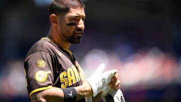 slumping-padres-dump-nick-castellanos-after-miserable-39-games